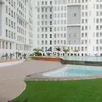 Cozy And Minimalist Studio Patraland Urbano Apartment Near Bekasi Station By Travelio