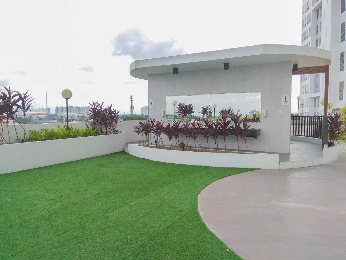 Apartemen Cozy And Minimalist Patraland Urbano Near Station By Travelio Bekasi
